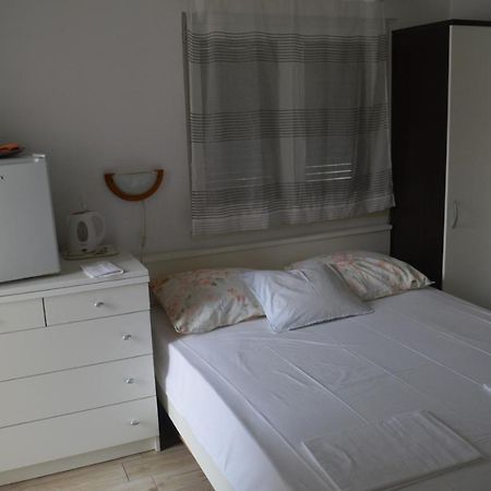 Appartamento Soba Mira Makarska Esterno foto