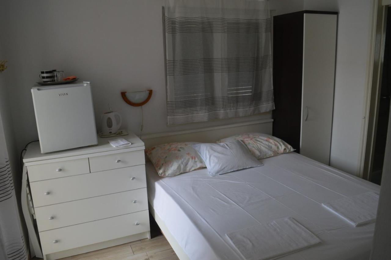 Appartamento Soba Mira Makarska Esterno foto